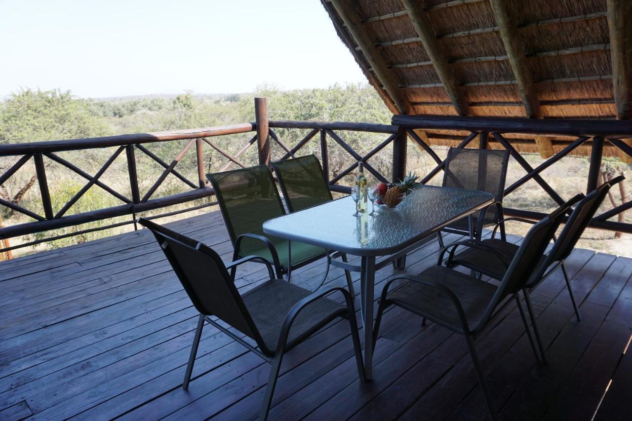 Giraffe Plains Villa Marloth Park Exterior photo