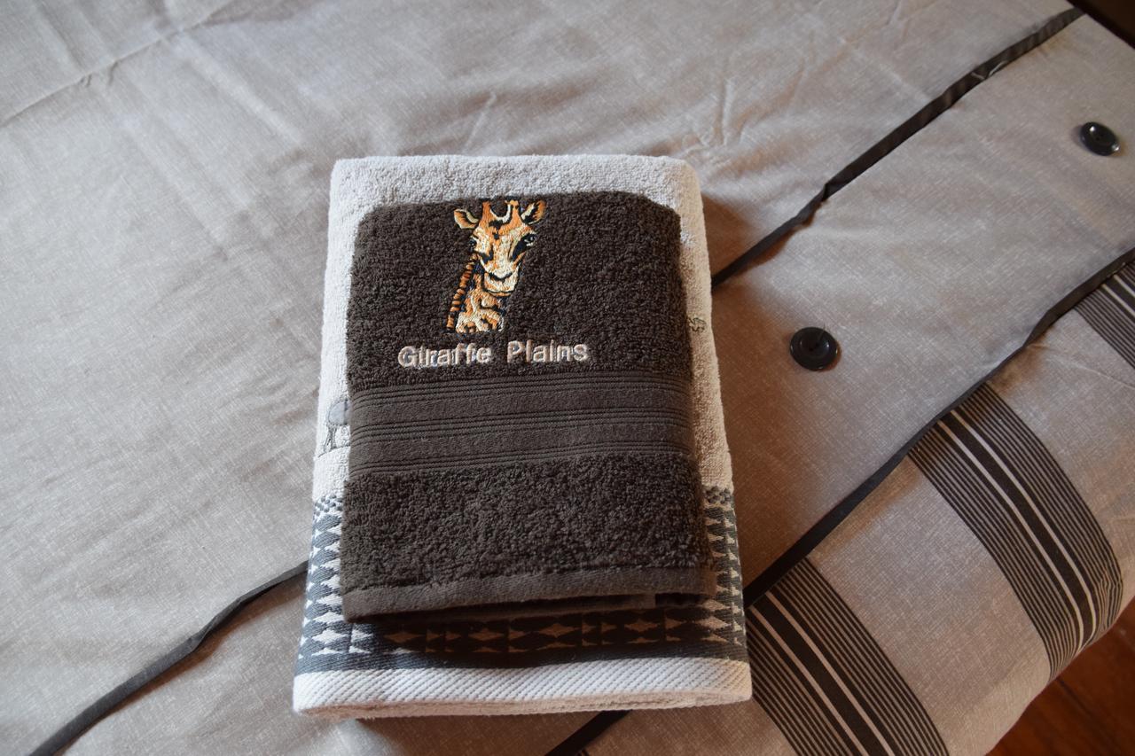 Giraffe Plains Villa Marloth Park Exterior photo